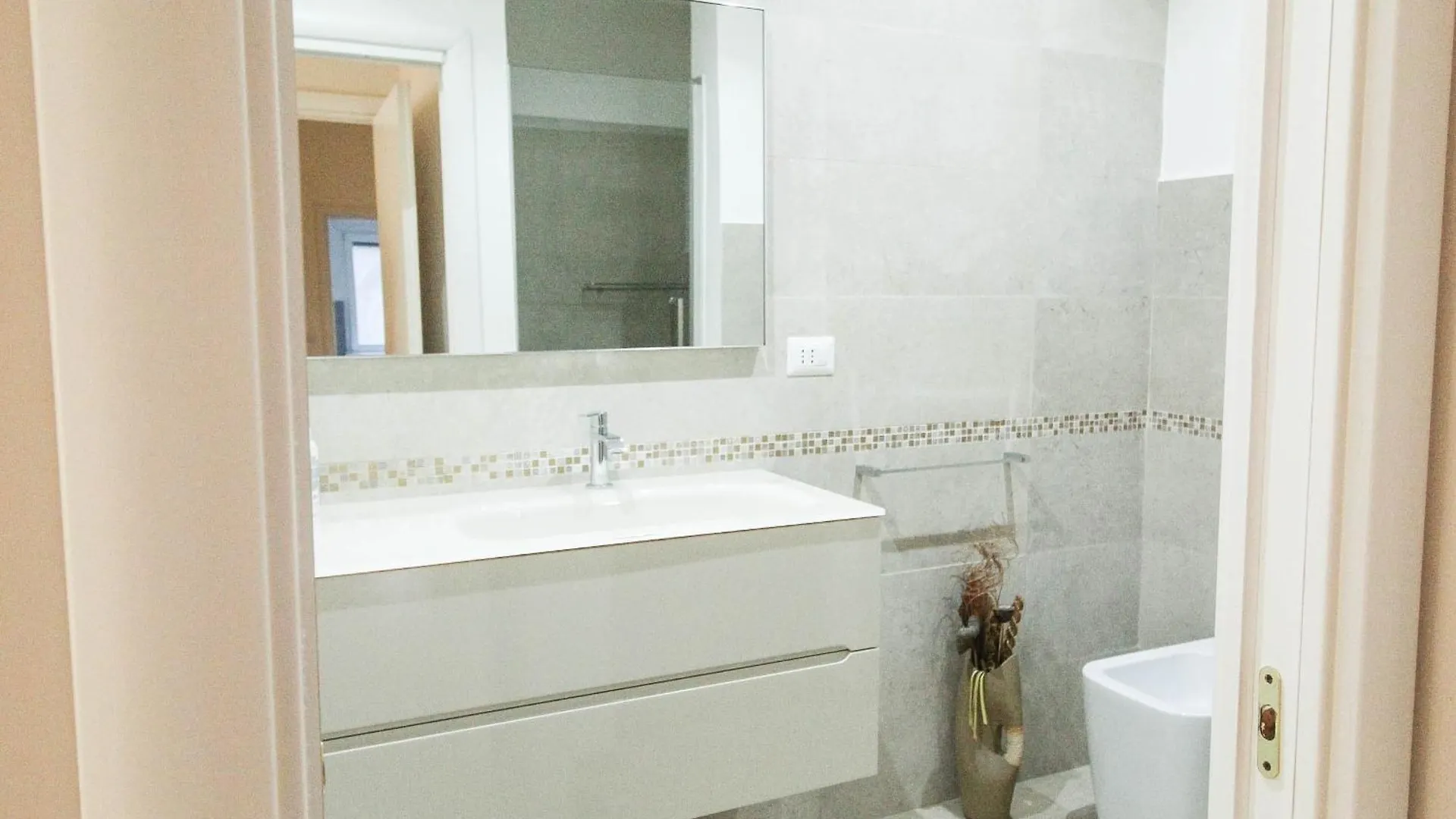 7Re Eur Apartment Rome 0*,